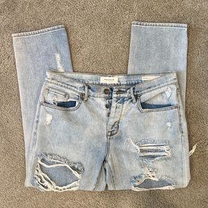 PacSun distressed boyfriend jeans size 28